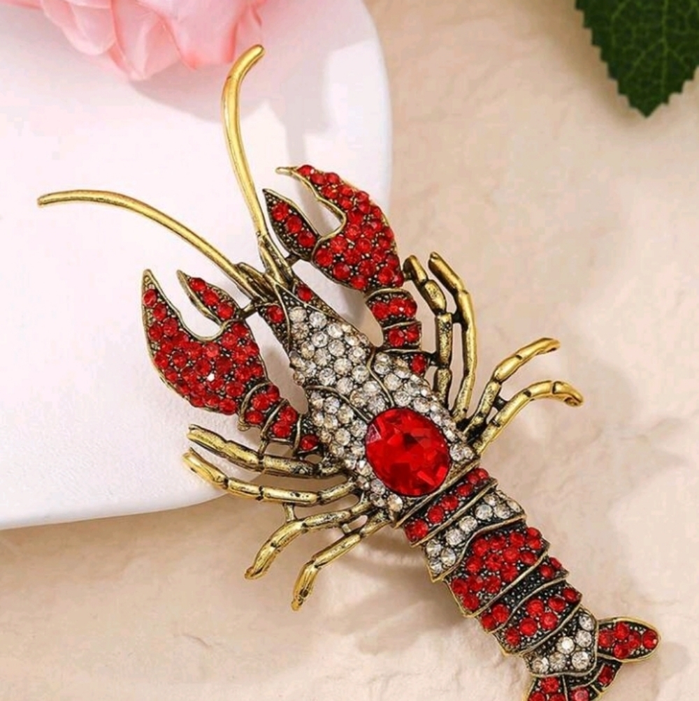Gold and Red Lobster 🦞 Crystal Rhinestone Brooch